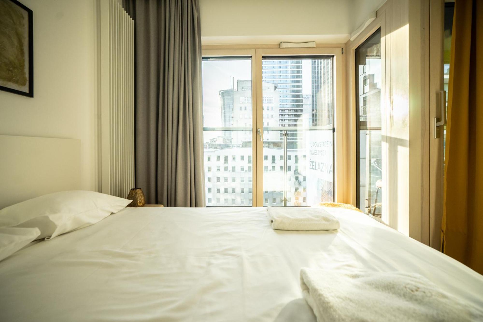 Vipwarsawapartments Onyx Mennica Residence Eksteriør billede