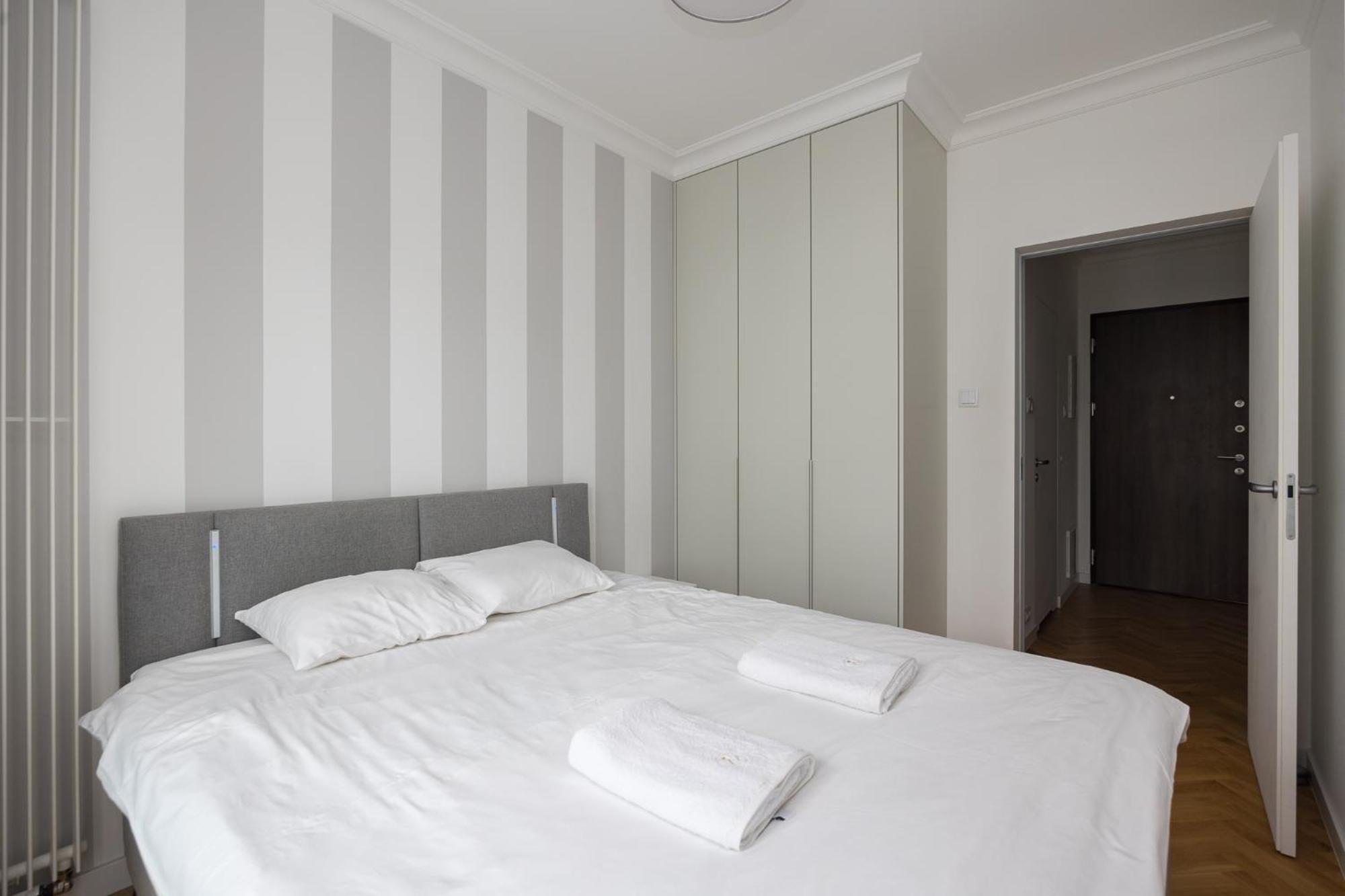 Vipwarsawapartments Onyx Mennica Residence Eksteriør billede