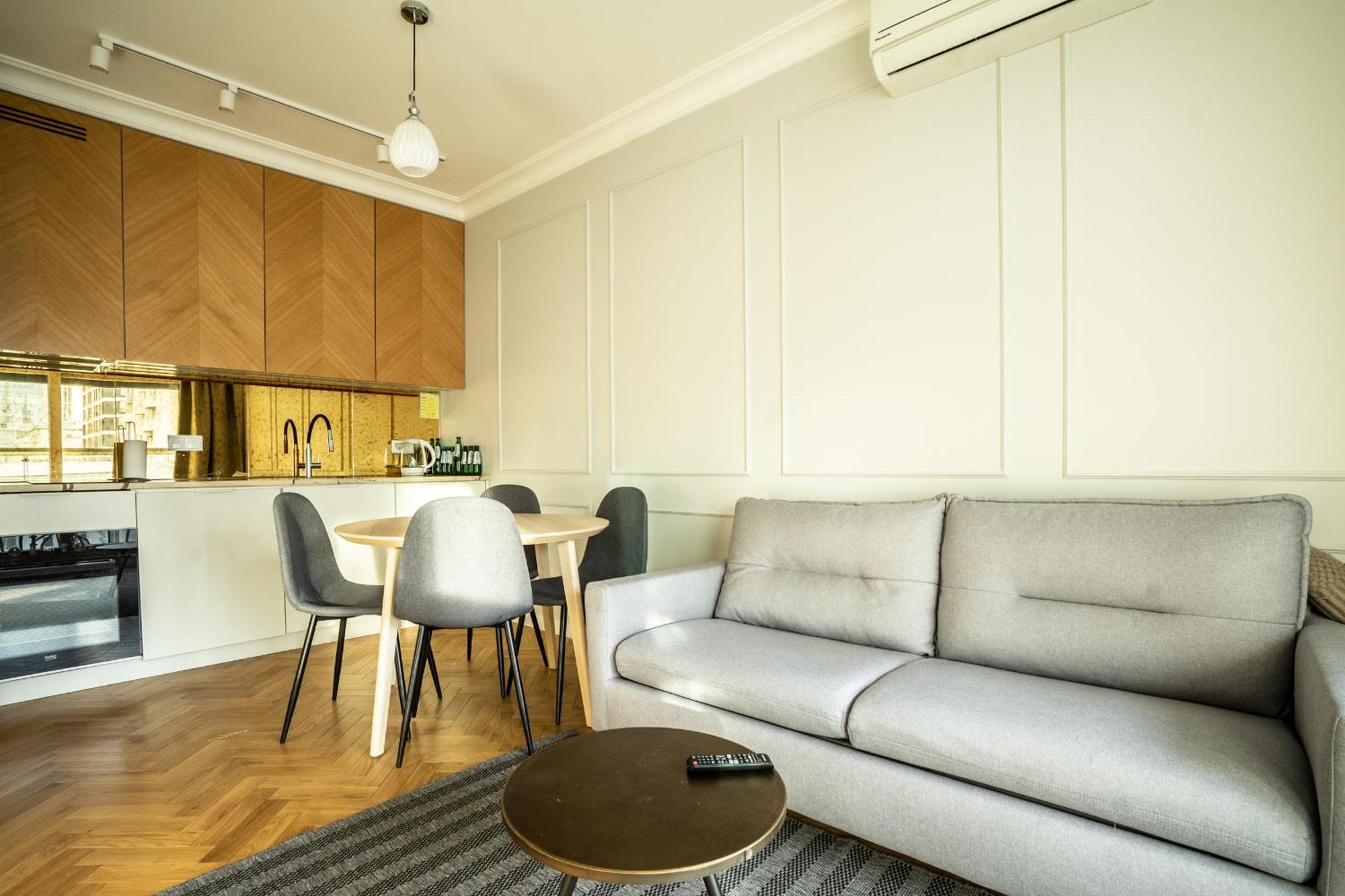 Vipwarsawapartments Onyx Mennica Residence Eksteriør billede