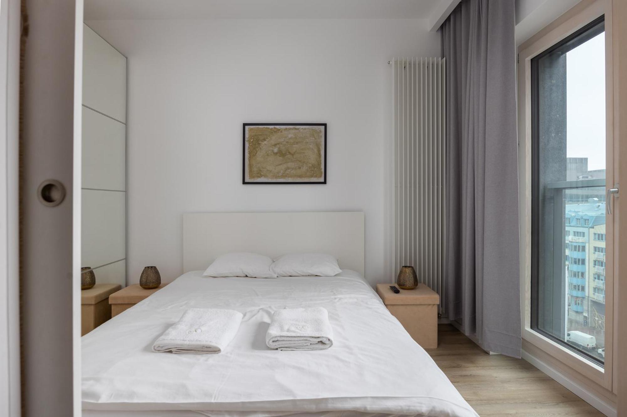 Vipwarsawapartments Onyx Mennica Residence Eksteriør billede