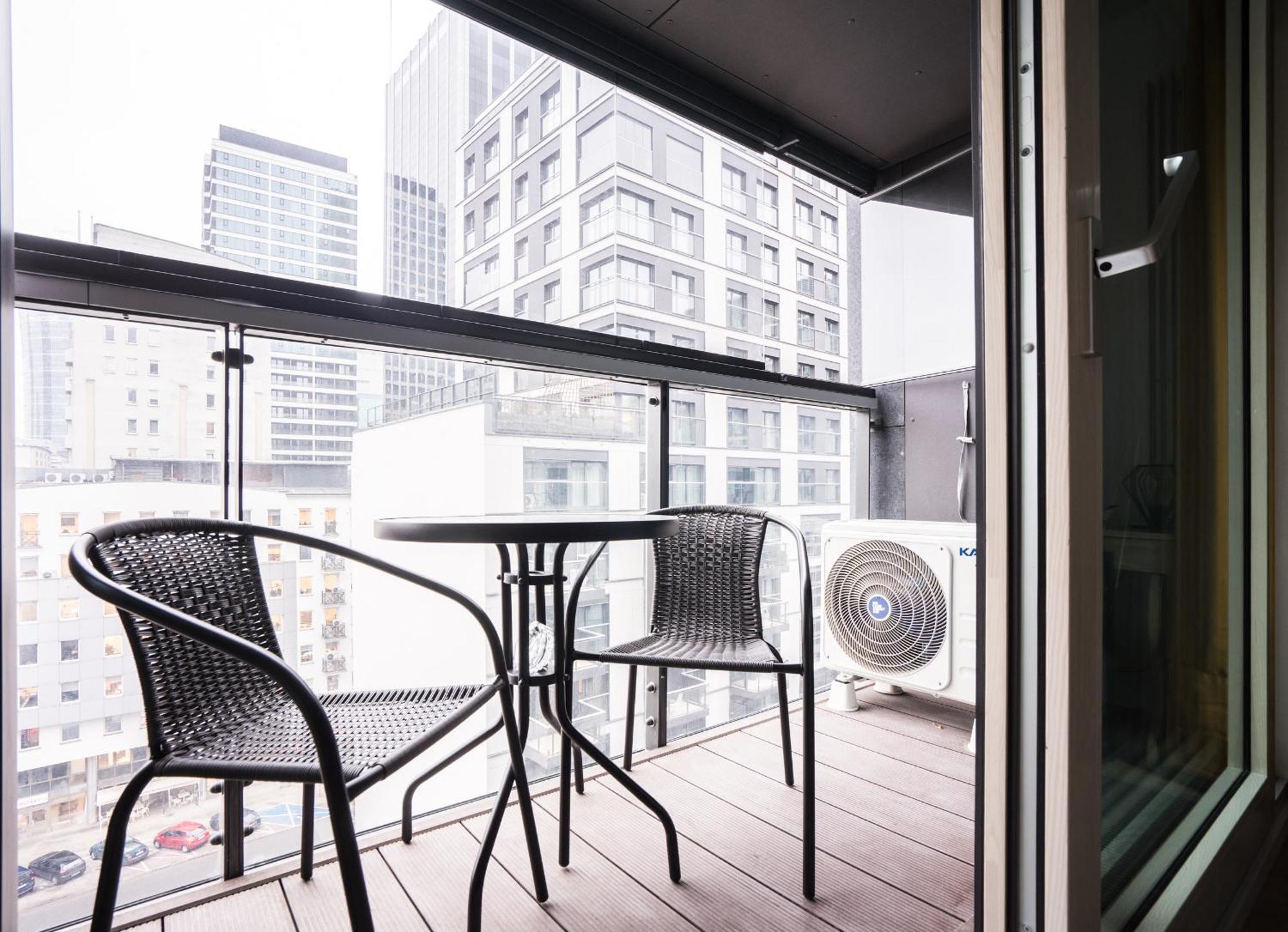 Vipwarsawapartments Onyx Mennica Residence Eksteriør billede